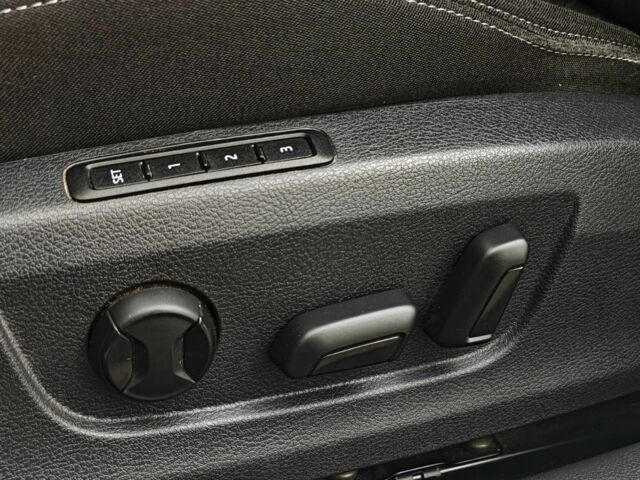 Серый Шкода Суперб, объемом двигателя 2 л и пробегом 207 тыс. км за 17999 $, фото 12 на Automoto.ua