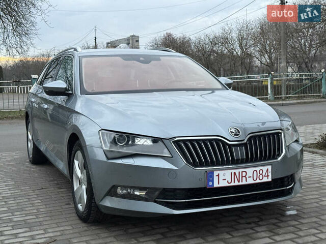 Серый Шкода Суперб, объемом двигателя 2 л и пробегом 237 тыс. км за 19000 $, фото 17 на Automoto.ua