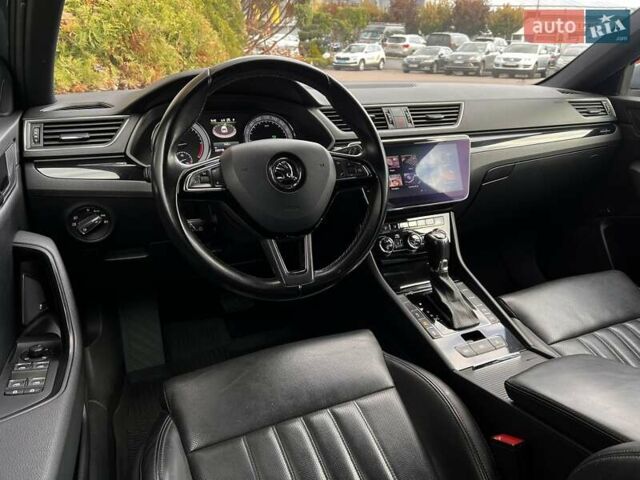 Шкода Суперб 2018 у Рівному на Automoto.ua Сірий Шкода Суперб, об'ємом двигуна 1.97 л та пробігом 220 тис. км за 20700 $, фото 47 на Automoto.ua
