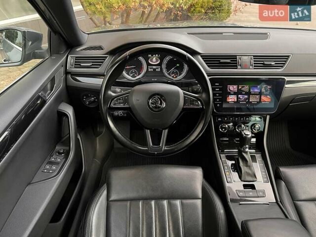 Шкода Суперб 2018 у Рівному на Automoto.ua Сірий Шкода Суперб, об'ємом двигуна 1.97 л та пробігом 220 тис. км за 20700 $, фото 46 на Automoto.ua