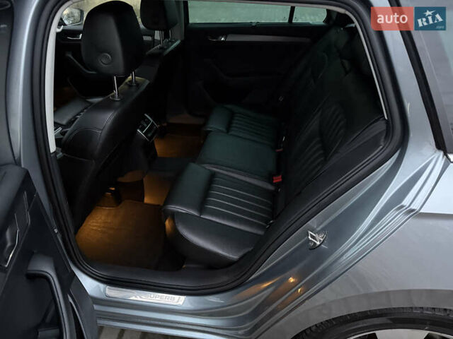 Серый Шкода Суперб, объемом двигателя 2 л и пробегом 237 тыс. км за 19000 $, фото 43 на Automoto.ua