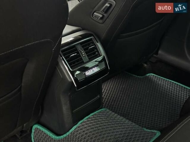 Серый Шкода Суперб, объемом двигателя 2 л и пробегом 187 тыс. км за 17900 $, фото 21 на Automoto.ua