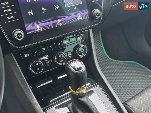 Серый Шкода Суперб, объемом двигателя 2 л и пробегом 187 тыс. км за 17900 $, фото 16 на Automoto.ua