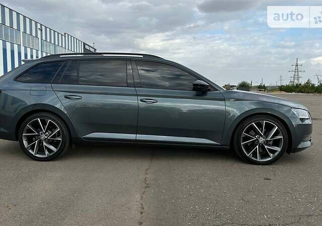 Шкода Суперб 2018 в Николаеве на Automoto.ua Серый Шкода Суперб, объемом двигателя 1.97 л и пробегом 219 тыс. км за 26299 $, фото 9 на Automoto.ua