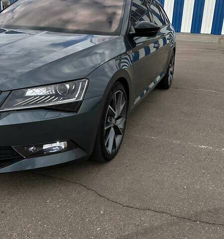 Шкода Суперб 2018 в Николаеве на Automoto.ua Серый Шкода Суперб, объемом двигателя 1.97 л и пробегом 219 тыс. км за 26299 $, фото 5 на Automoto.ua