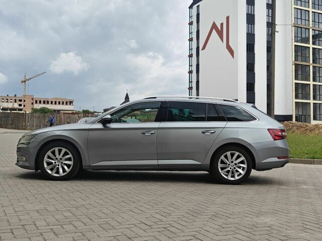 Серый Шкода Суперб, объемом двигателя 2 л и пробегом 207 тыс. км за 17999 $, фото 2 на Automoto.ua