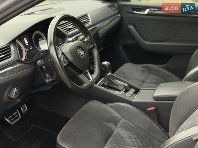 Серый Шкода Суперб, объемом двигателя 2 л и пробегом 265 тыс. км за 19900 $, фото 20 на Automoto.ua