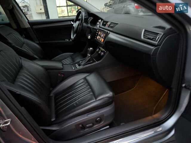 Серый Шкода Суперб, объемом двигателя 2 л и пробегом 237 тыс. км за 19000 $, фото 33 на Automoto.ua