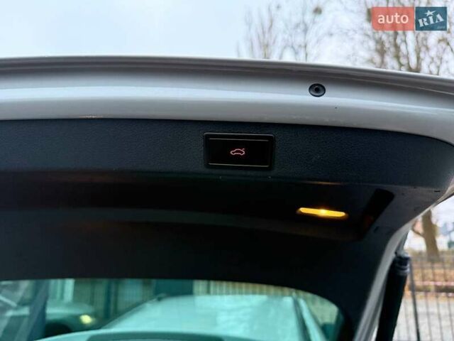 Сірий Шкода Суперб, об'ємом двигуна 1.97 л та пробігом 180 тис. км за 23999 $, фото 42 на Automoto.ua