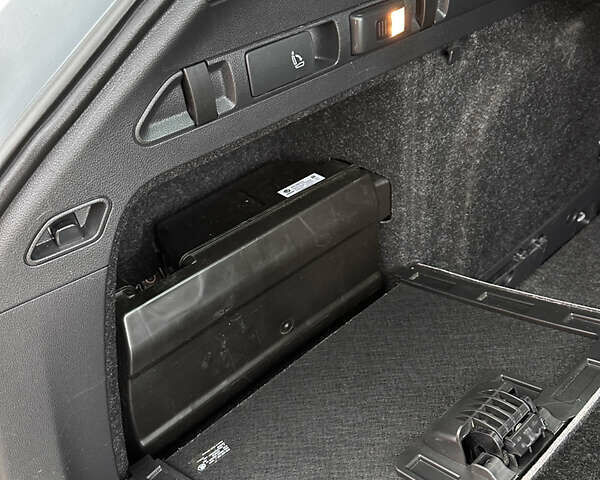 Серый Шкода Суперб, объемом двигателя 1.97 л и пробегом 210 тыс. км за 20300 $, фото 63 на Automoto.ua