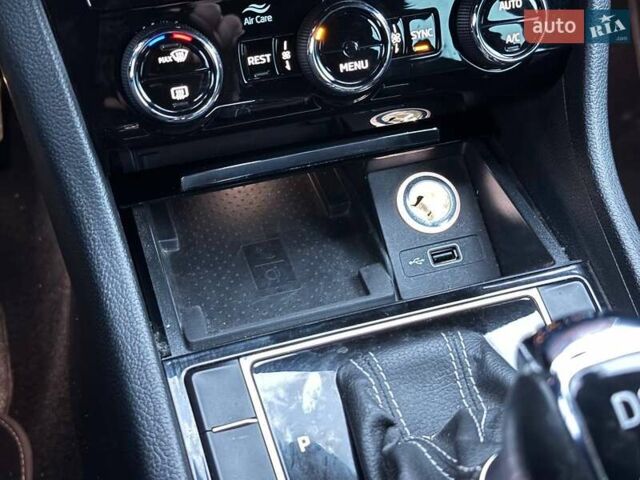 Сірий Шкода Суперб, об'ємом двигуна 1.97 л та пробігом 180 тис. км за 23999 $, фото 32 на Automoto.ua