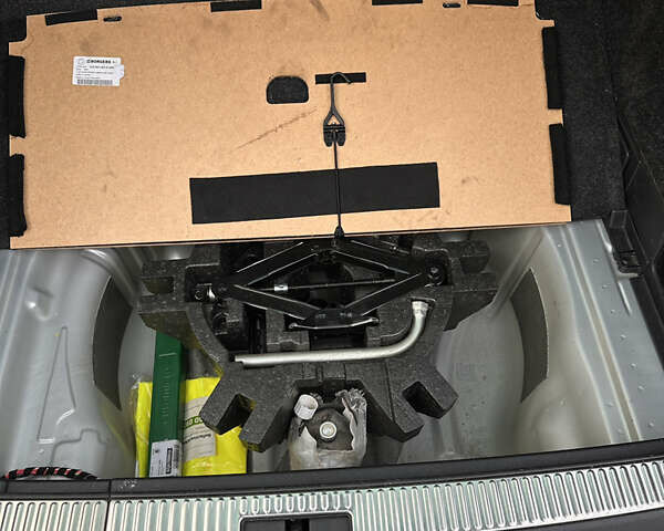 Серый Шкода Суперб, объемом двигателя 1.97 л и пробегом 210 тыс. км за 20300 $, фото 67 на Automoto.ua