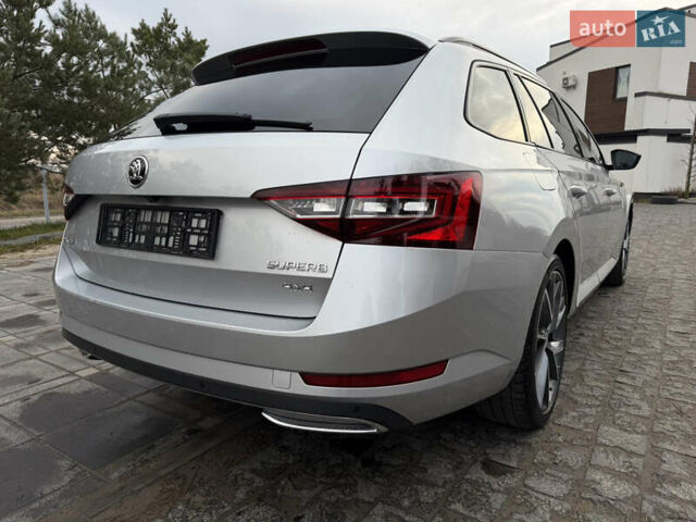 Серый Шкода Суперб, объемом двигателя 2 л и пробегом 265 тыс. км за 19900 $, фото 16 на Automoto.ua