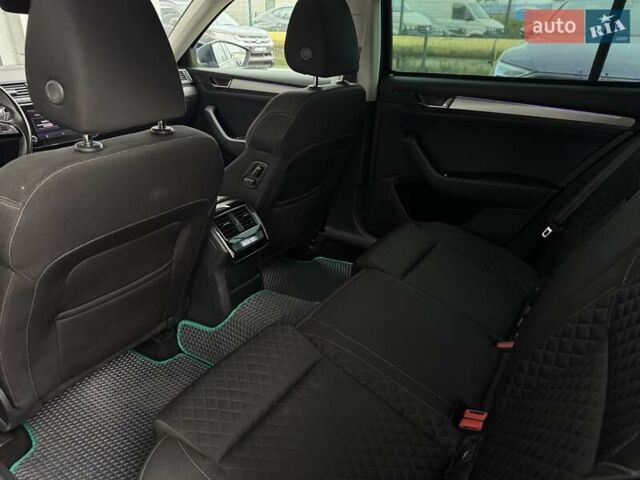 Серый Шкода Суперб, объемом двигателя 2 л и пробегом 187 тыс. км за 17900 $, фото 22 на Automoto.ua