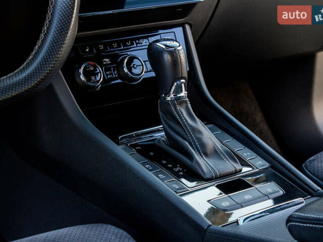 Серый Шкода Суперб, объемом двигателя 1.97 л и пробегом 189 тыс. км за 25800 $, фото 71 на Automoto.ua