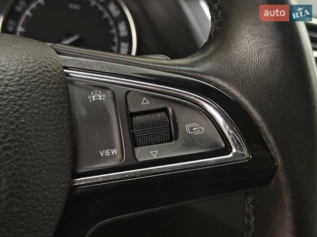 Серый Шкода Суперб, объемом двигателя 1.97 л и пробегом 202 тыс. км за 18300 $, фото 16 на Automoto.ua