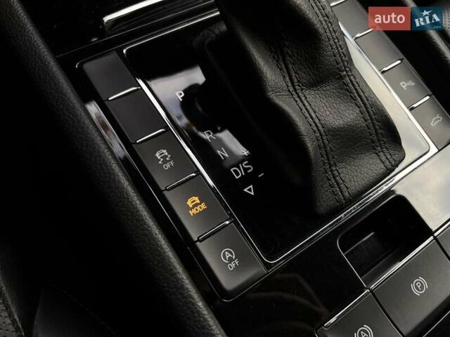 Шкода Суперб 2018 у Рівному на Automoto.ua Сірий Шкода Суперб, об'ємом двигуна 1.97 л та пробігом 220 тис. км за 20700 $, фото 73 на Automoto.ua