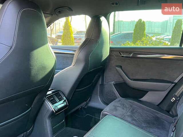 Серый Шкода Суперб, объемом двигателя 1.97 л и пробегом 265 тыс. км за 22300 $, фото 22 на Automoto.ua