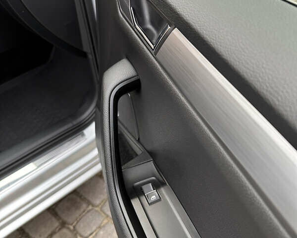 Серый Шкода Суперб, объемом двигателя 1.97 л и пробегом 210 тыс. км за 20300 $, фото 47 на Automoto.ua