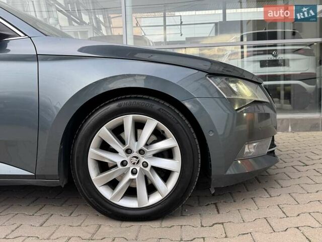 Серый Шкода Суперб, объемом двигателя 2 л и пробегом 187 тыс. км за 17900 $, фото 7 на Automoto.ua