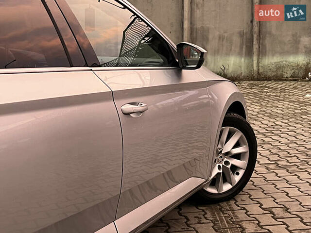 Серый Шкода Суперб, объемом двигателя 2 л и пробегом 302 тыс. км за 20200 $, фото 8 на Automoto.ua