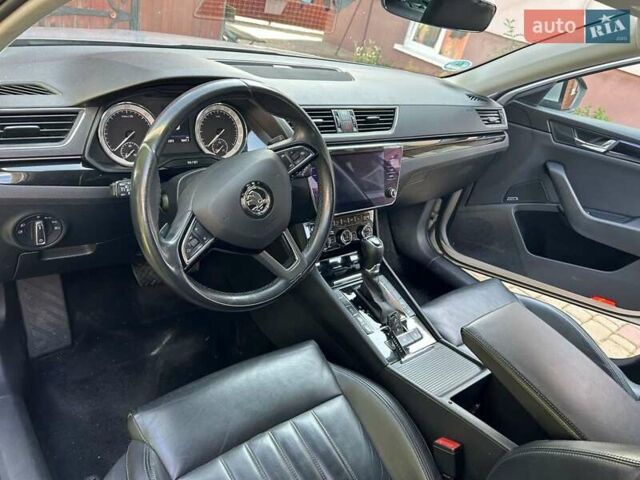 Серый Шкода Суперб, объемом двигателя 2 л и пробегом 248 тыс. км за 20500 $, фото 19 на Automoto.ua