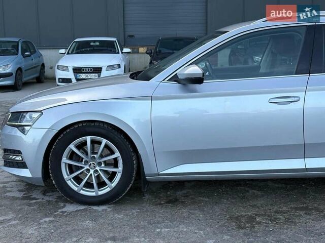 Серый Шкода Суперб, объемом двигателя 2 л и пробегом 128 тыс. км за 28390 $, фото 14 на Automoto.ua