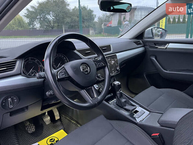 Серый Шкода Суперб, объемом двигателя 1.97 л и пробегом 280 тыс. км за 16700 $, фото 10 на Automoto.ua
