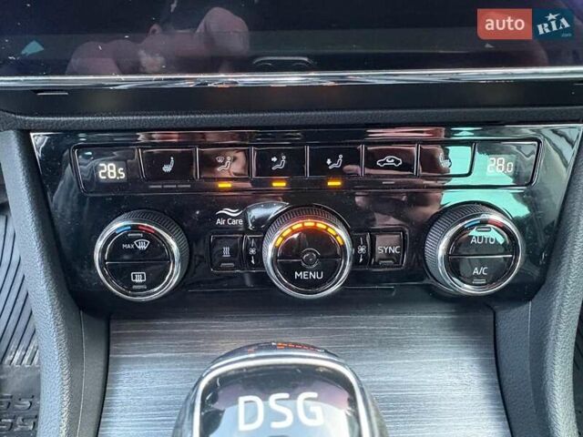 Серый Шкода Суперб, объемом двигателя 2 л и пробегом 128 тыс. км за 28390 $, фото 31 на Automoto.ua