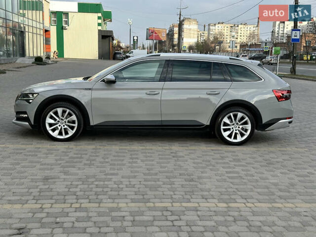 Сірий Шкода Суперб, об'ємом двигуна 1.97 л та пробігом 142 тис. км за 34500 $, фото 2 на Automoto.ua