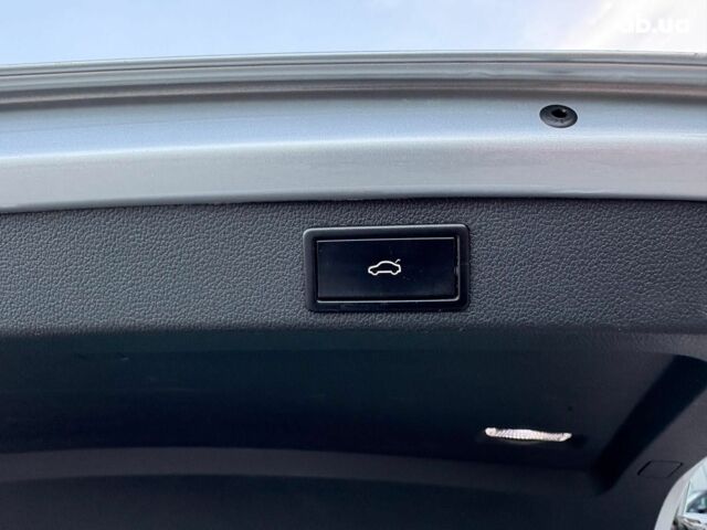 Серый Шкода Суперб, объемом двигателя 2 л и пробегом 128 тыс. км за 28390 $, фото 47 на Automoto.ua