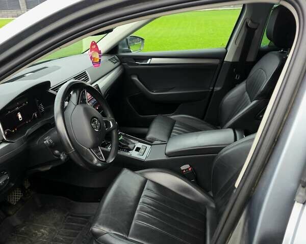 Сірий Шкода Суперб, об'ємом двигуна 2 л та пробігом 241 тис. км за 21700 $, фото 18 на Automoto.ua