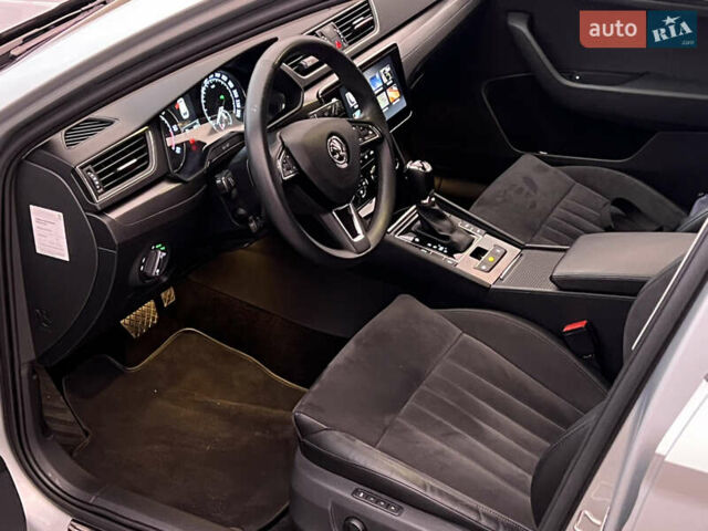 Серый Шкода Суперб, объемом двигателя 2 л и пробегом 302 тыс. км за 20200 $, фото 15 на Automoto.ua