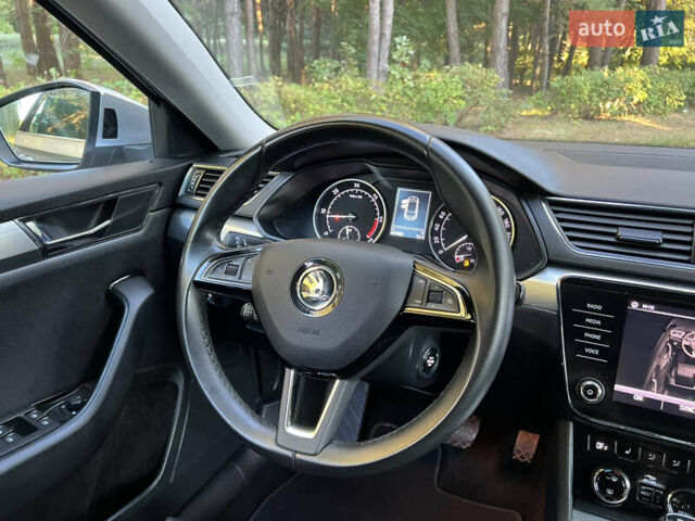 Серый Шкода Суперб, объемом двигателя 1.97 л и пробегом 208 тыс. км за 21900 $, фото 37 на Automoto.ua