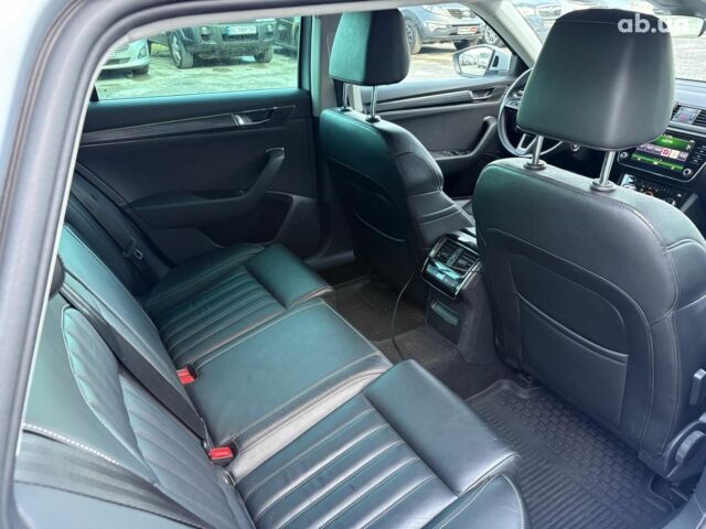 Серый Шкода Суперб, объемом двигателя 2 л и пробегом 128 тыс. км за 28390 $, фото 39 на Automoto.ua