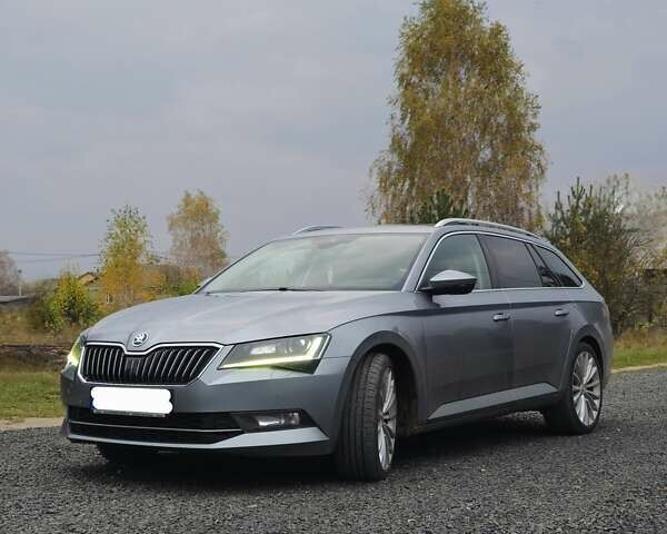 Сірий Шкода Суперб, об'ємом двигуна 2 л та пробігом 241 тис. км за 21700 $, фото 15 на Automoto.ua