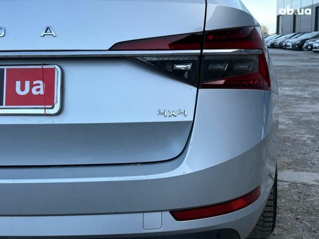 Серый Шкода Суперб, объемом двигателя 2 л и пробегом 128 тыс. км за 28390 $, фото 9 на Automoto.ua