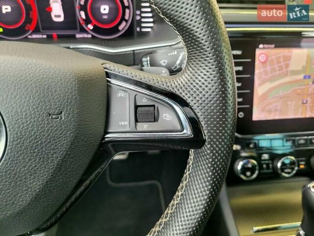 Сірий Шкода Суперб, об'ємом двигуна 2 л та пробігом 224 тис. км за 25999 $, фото 41 на Automoto.ua