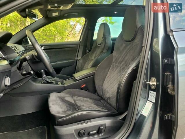 Сірий Шкода Суперб, об'ємом двигуна 2 л та пробігом 224 тис. км за 25999 $, фото 22 на Automoto.ua