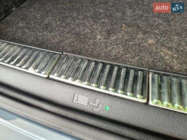 Сірий Шкода Суперб, об'ємом двигуна 2 л та пробігом 224 тис. км за 25999 $, фото 33 на Automoto.ua