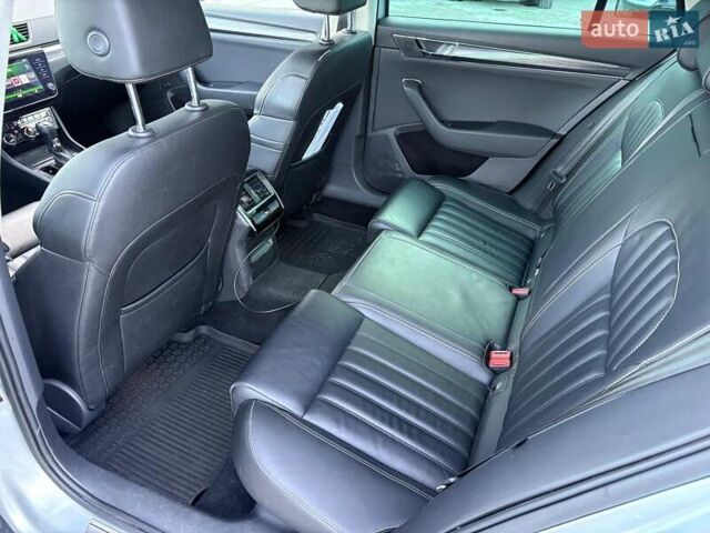 Серый Шкода Суперб, объемом двигателя 2 л и пробегом 128 тыс. км за 28390 $, фото 50 на Automoto.ua