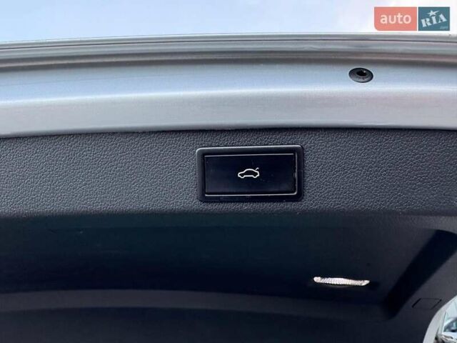 Серый Шкода Суперб, объемом двигателя 2 л и пробегом 128 тыс. км за 28390 $, фото 47 на Automoto.ua