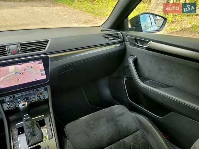 Сірий Шкода Суперб, об'ємом двигуна 2 л та пробігом 224 тис. км за 25999 $, фото 19 на Automoto.ua