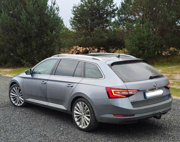 Сірий Шкода Суперб, об'ємом двигуна 2 л та пробігом 241 тис. км за 21700 $, фото 20 на Automoto.ua