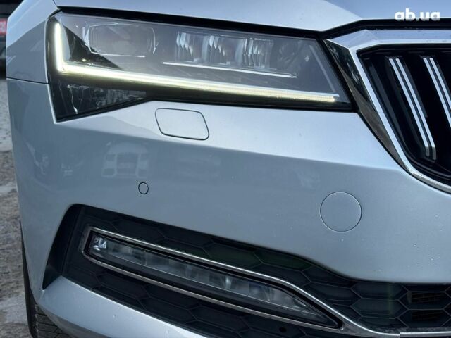 Серый Шкода Суперб, объемом двигателя 2 л и пробегом 128 тыс. км за 28390 $, фото 4 на Automoto.ua