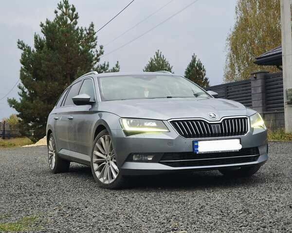 Сірий Шкода Суперб, об'ємом двигуна 2 л та пробігом 241 тис. км за 21700 $, фото 12 на Automoto.ua