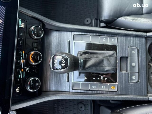 Серый Шкода Суперб, объемом двигателя 2 л и пробегом 128 тыс. км за 28390 $, фото 32 на Automoto.ua