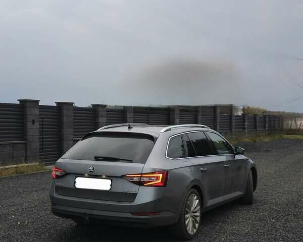 Сірий Шкода Суперб, об'ємом двигуна 2 л та пробігом 241 тис. км за 21700 $, фото 14 на Automoto.ua