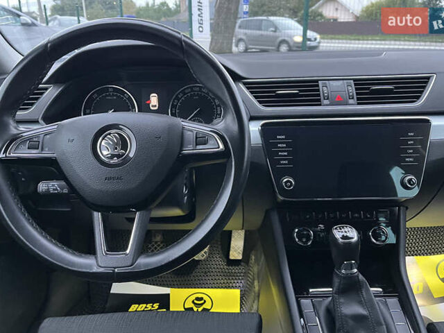 Серый Шкода Суперб, объемом двигателя 1.97 л и пробегом 280 тыс. км за 16700 $, фото 20 на Automoto.ua