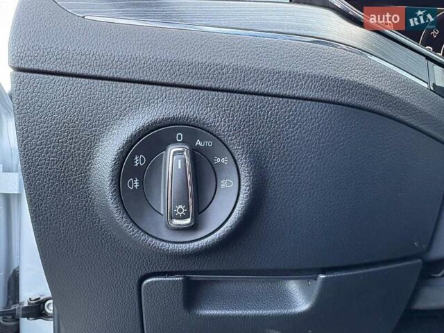 Серый Шкода Суперб, объемом двигателя 2 л и пробегом 128 тыс. км за 28390 $, фото 21 на Automoto.ua